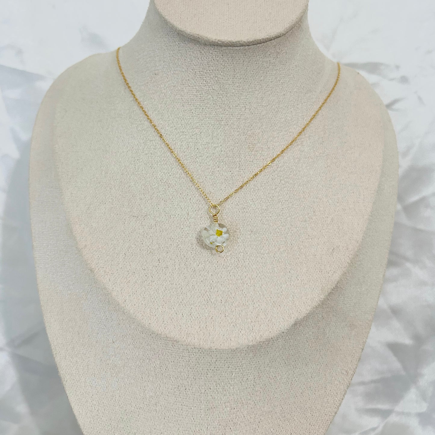 Daisy Necklace