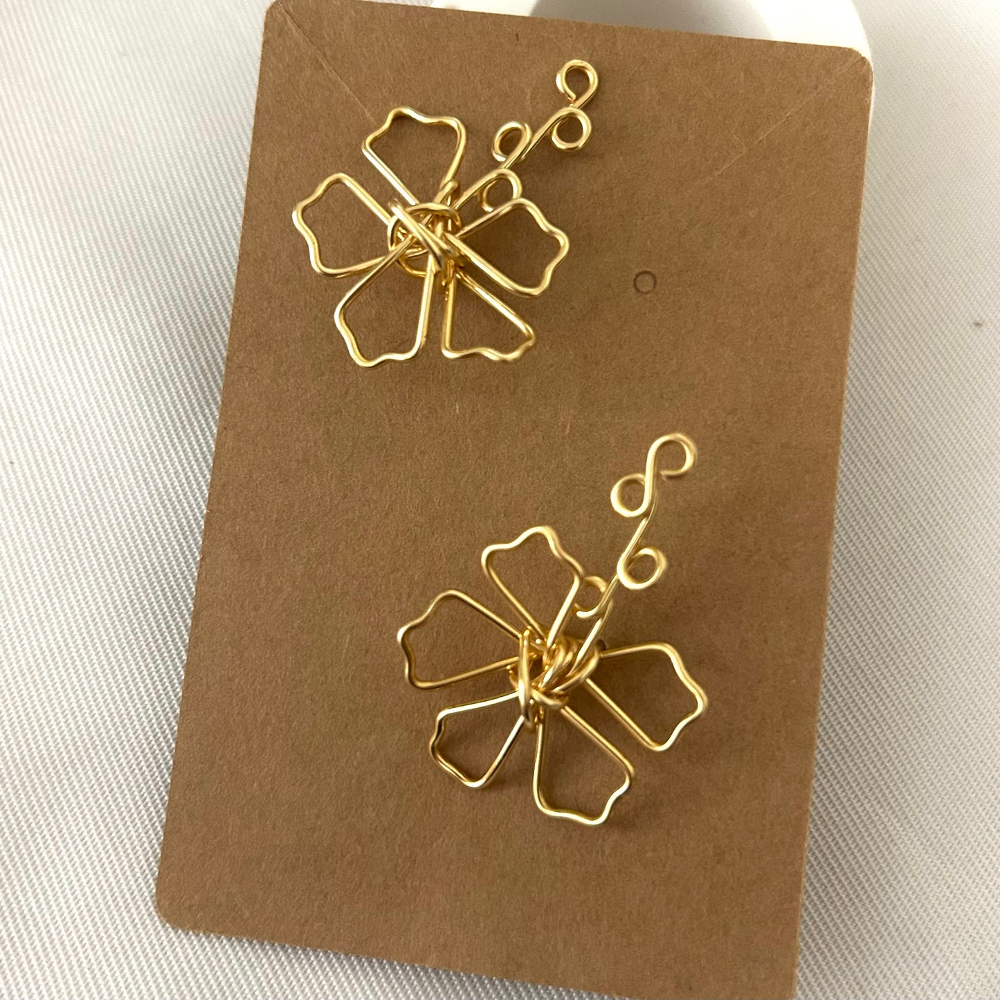Flor de Maga Studs