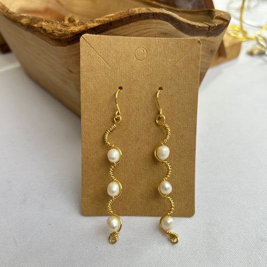 Pearls earrings