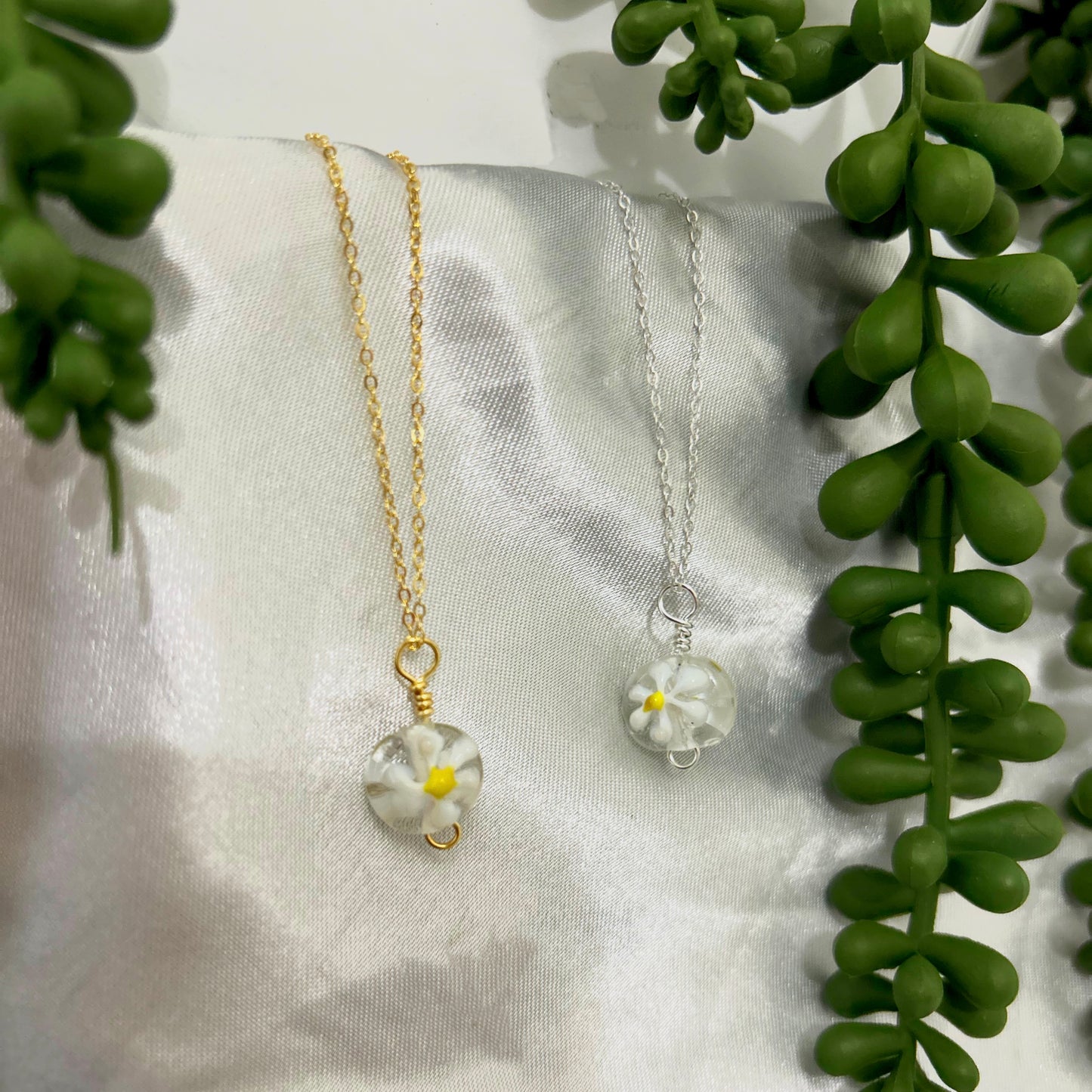 Daisy Necklace