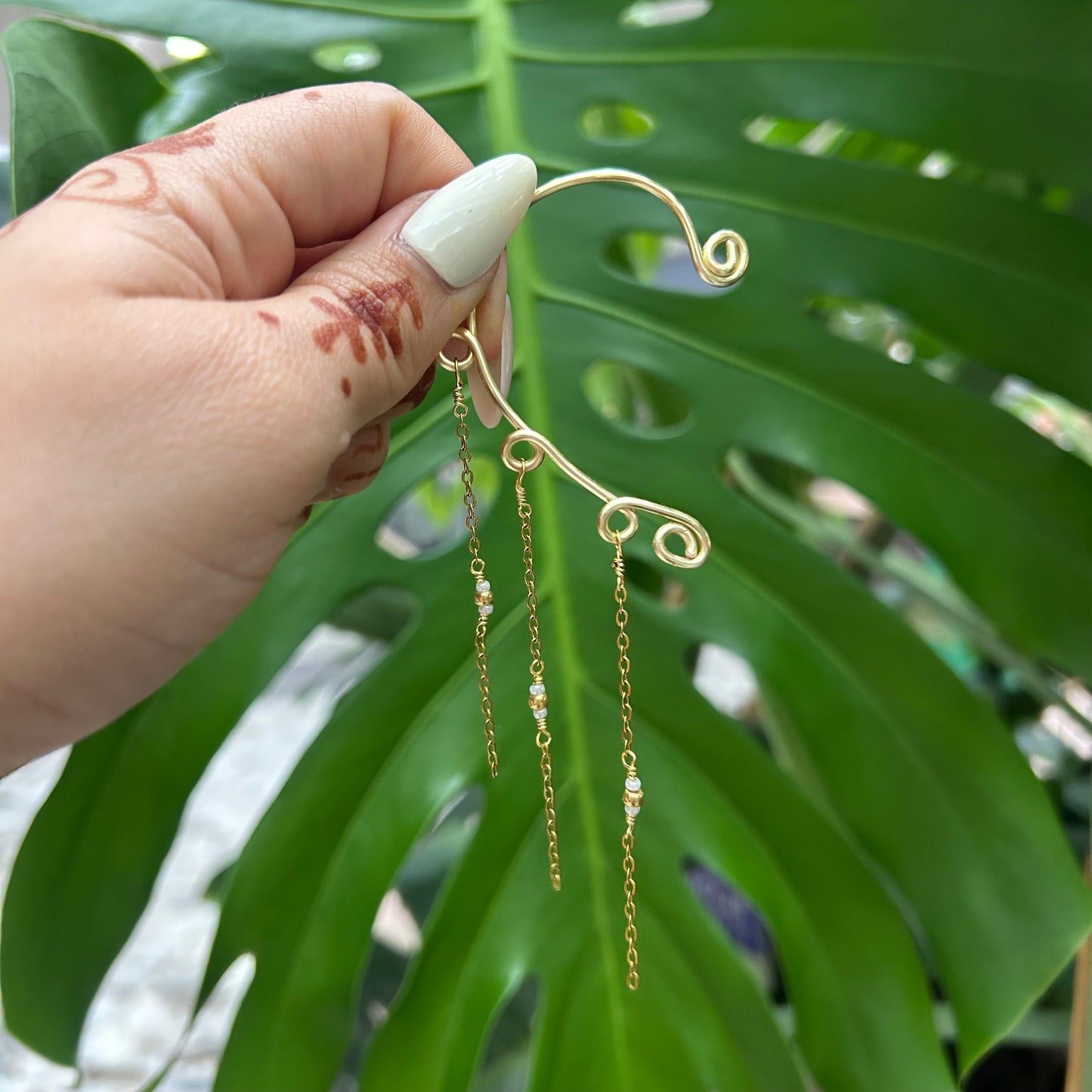 Dangling Earcuff