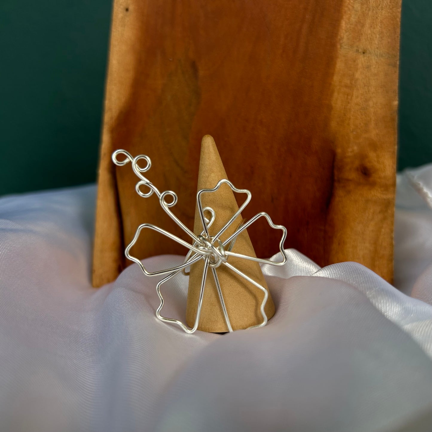 Flor de Maga Ring