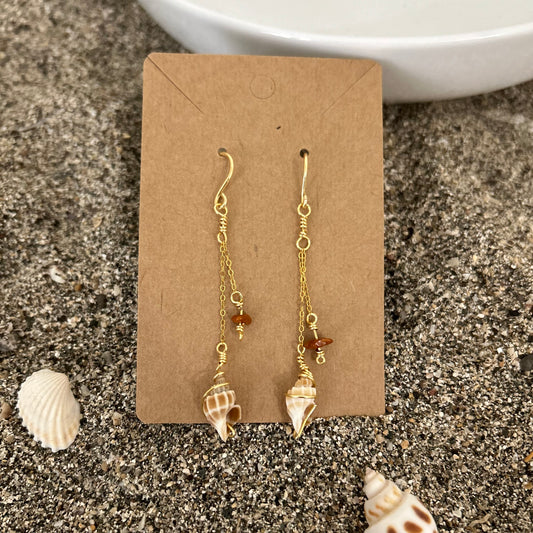 Mini-Shell-Amber Earrings